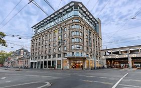 Hotel Cornavin Geneva 4*